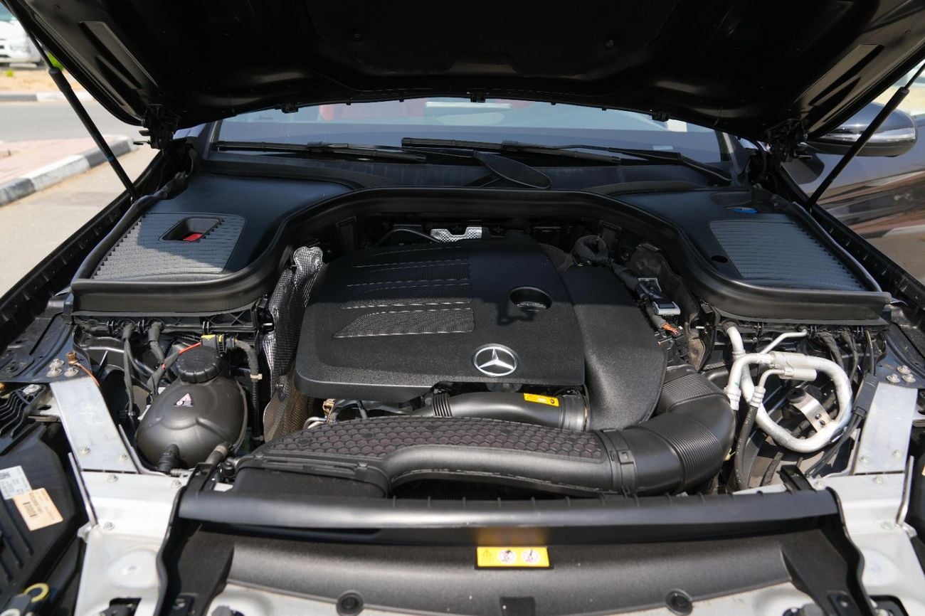 Mercedes-Benz GLC 300 4MATIC 2.0L