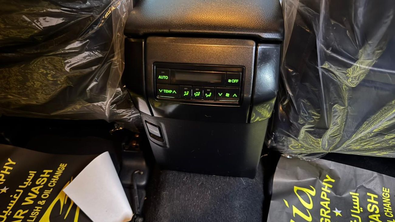 Toyota Prado RIGHT HAND VEHICLE ONLY FOR EXPORT 3.0 LITER