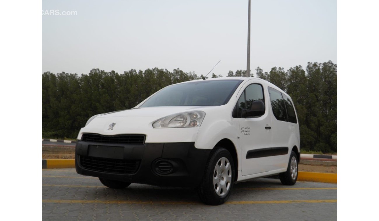 Peugeot Partner Tepee 2014 5 seats Ref#267