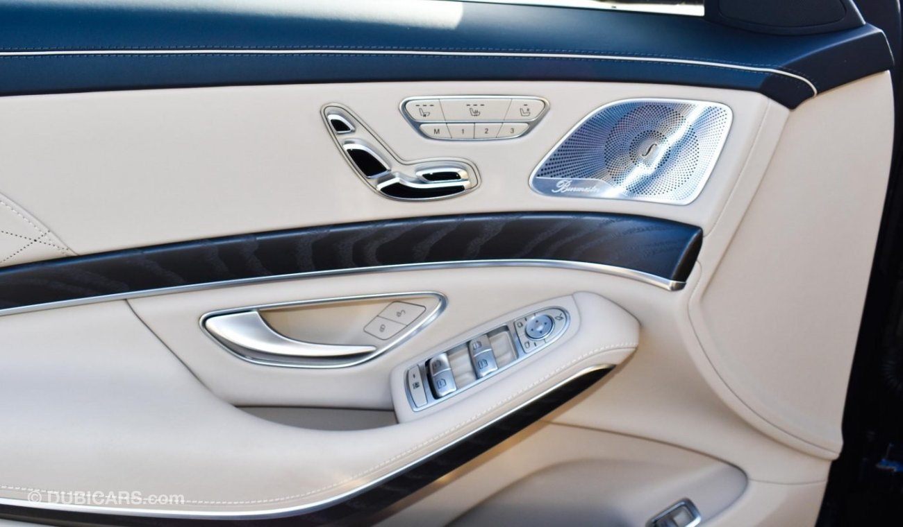 Mercedes-Benz S560 Maybach