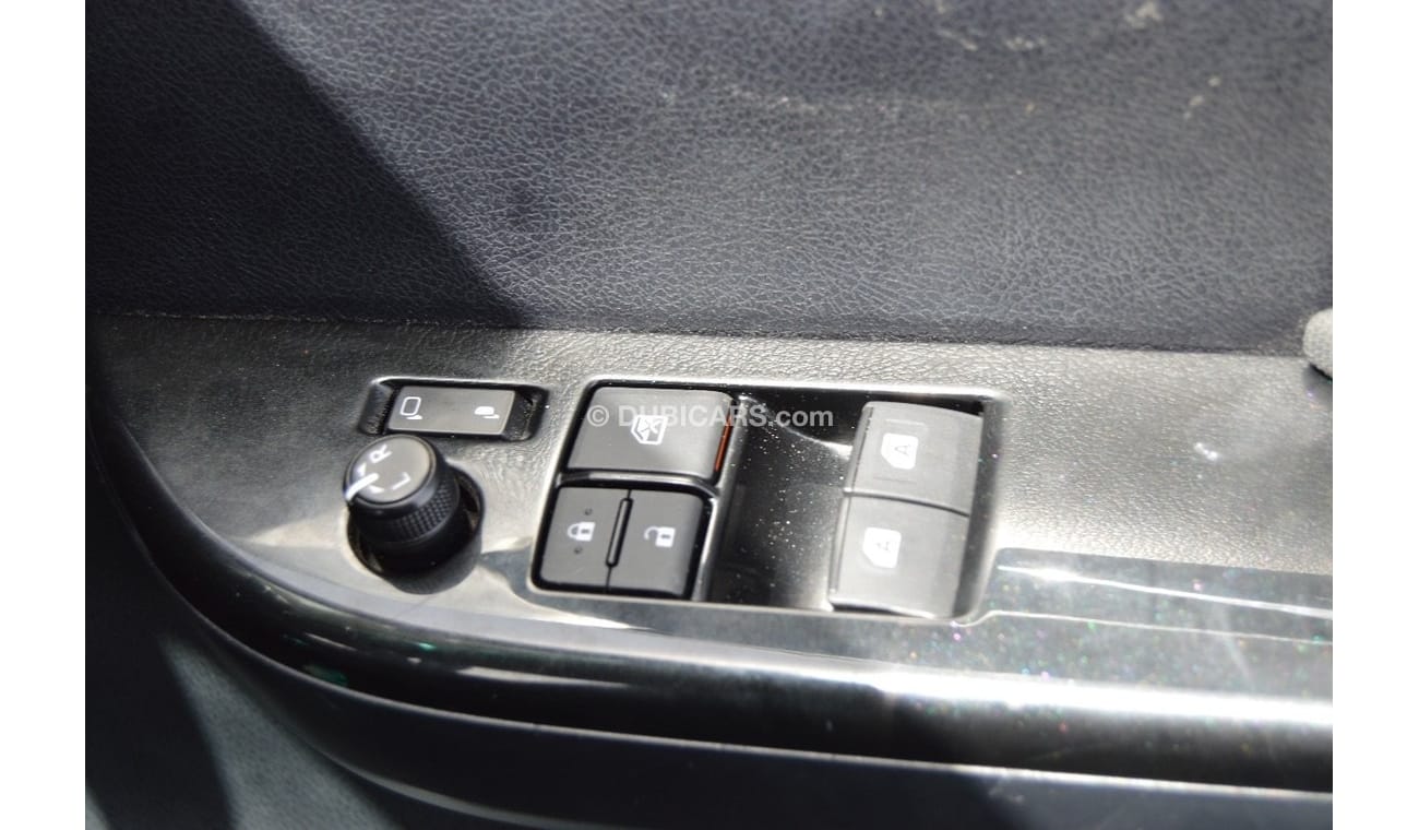 Toyota Hilux SR5 Diesel Engine