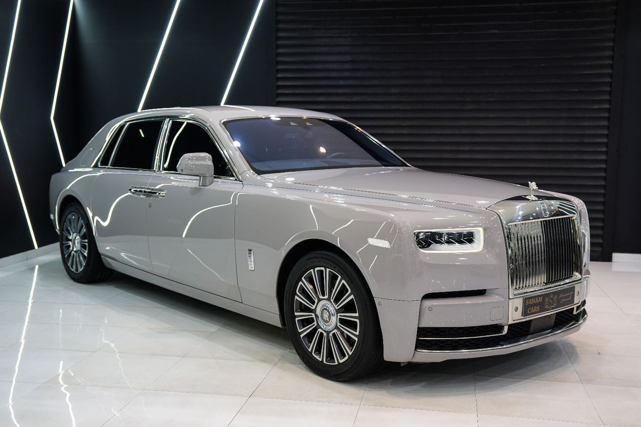 Rolls-Royce Phantom Std 6.8L 2022 Rolls Royce Phantom, Rear-Seat Entertainment, Starlight Headliner, Dealer Warranty!!
