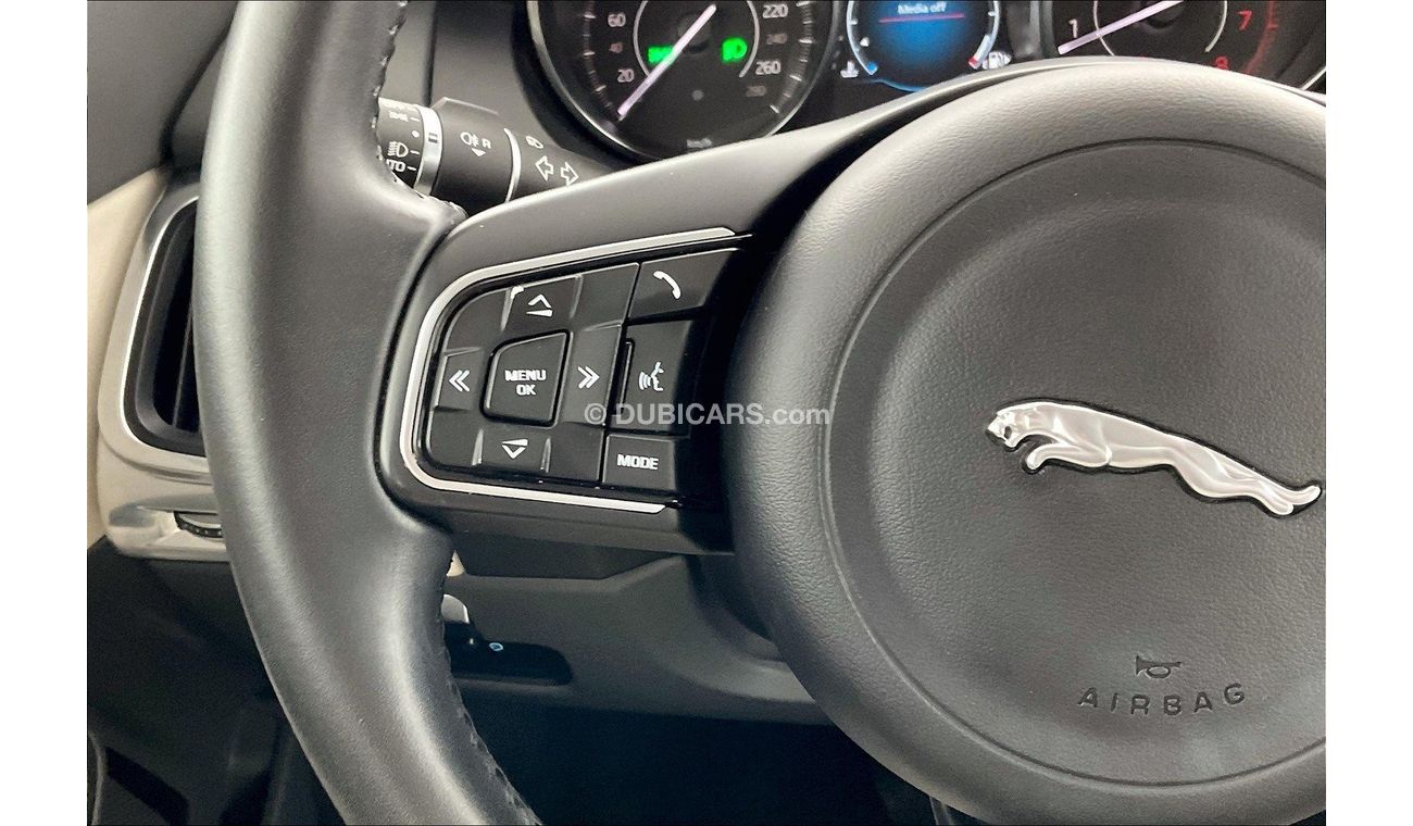 Jaguar E Pace P200 S