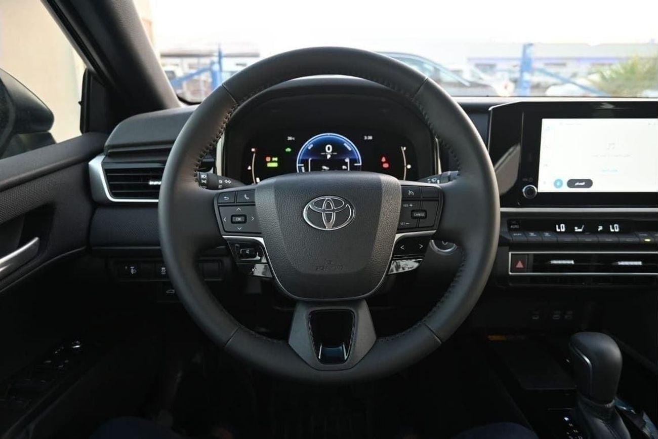 Toyota Camry Toyota Camry LE 2.5L Hybrid, Model 2025, Color Grey