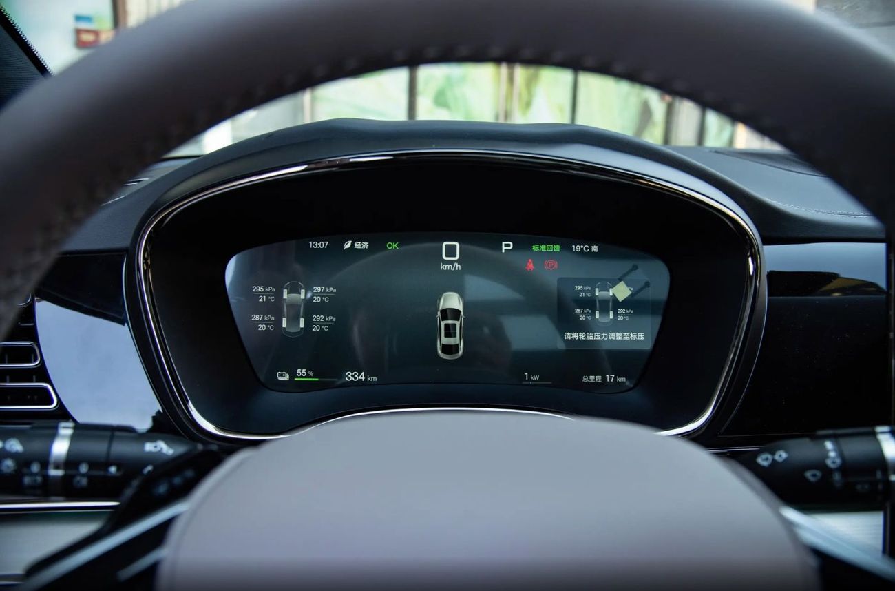 بي واي دي هان EV 605KM Smart Driving Edition Deluxe Model