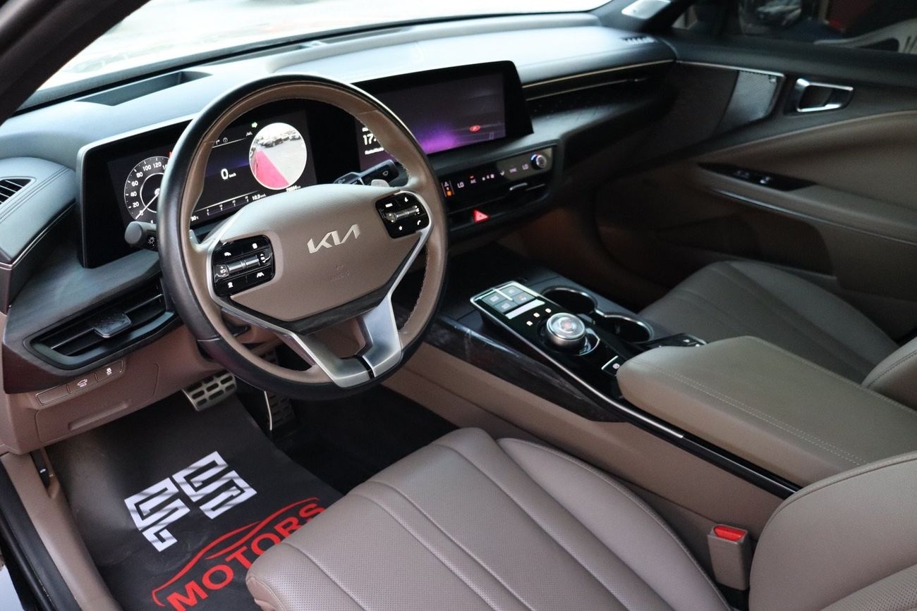 Kia K8 GDI LX 3.5L KIA K8 Full Option/ GCC / 2022 / Under Warranty