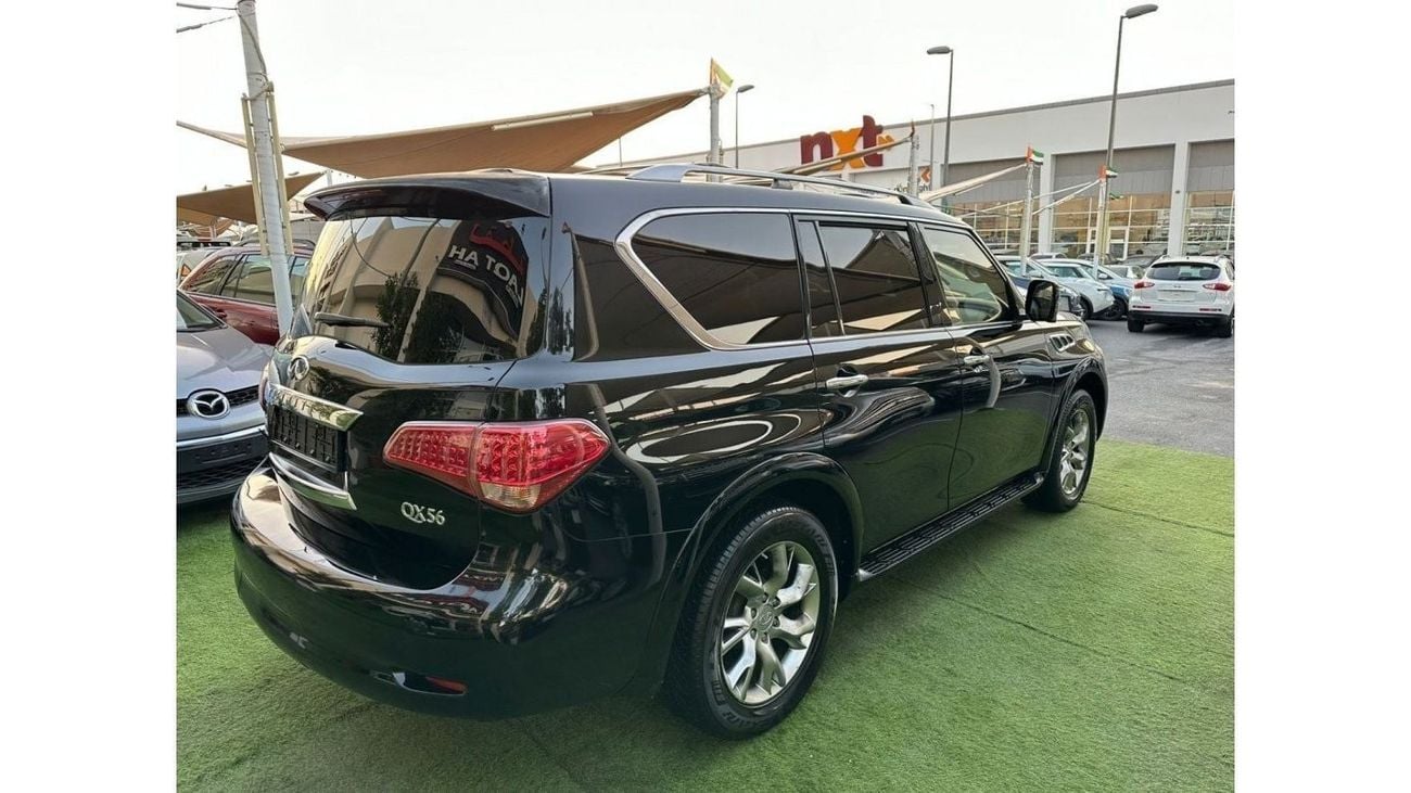 Infiniti QX56