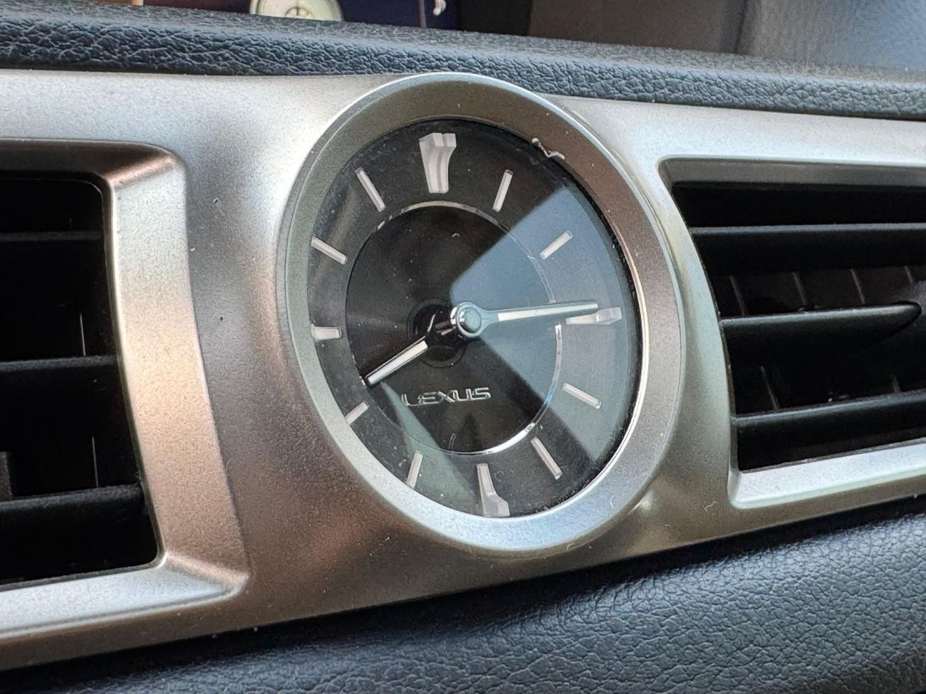 Lexus GS350 Platinum 3.5L V6 3.5L / TRIPLE XENON / RADAR / LANE KEEP ASSIST / COOLING AND HEATING SEATS / LOW MI