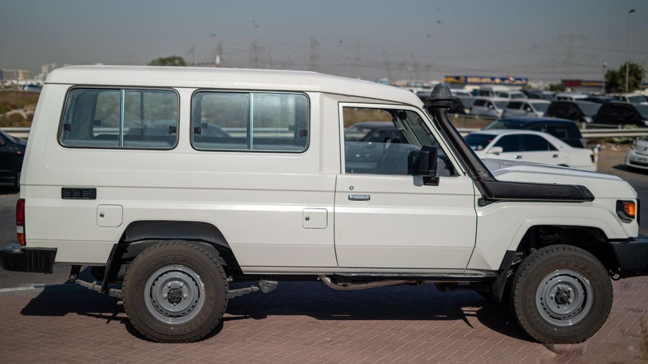 Toyota Land Cruiser 70 TOYOTA LC 78 4.2 V6 DSL 3 DOOR HTOP 2025 MODEL