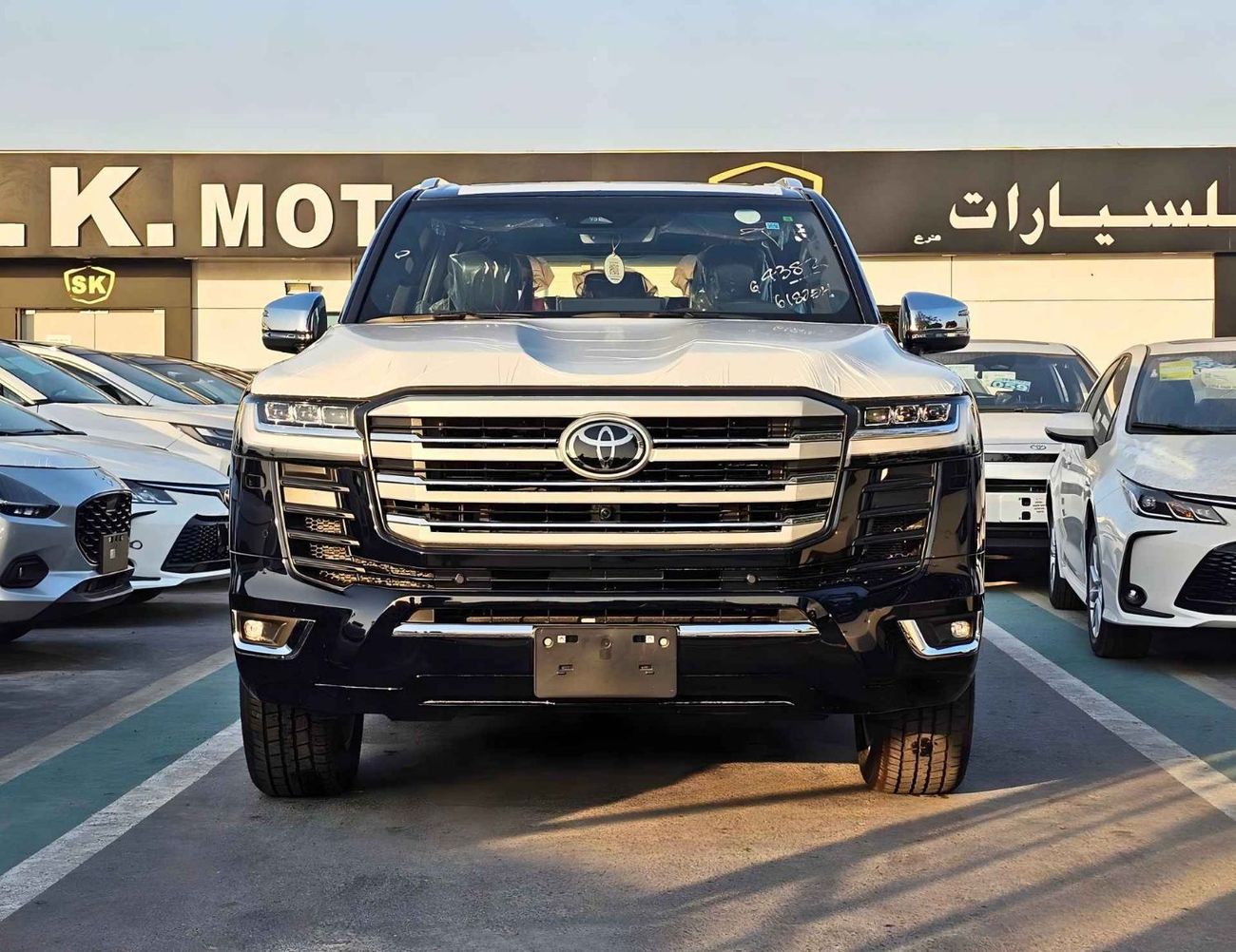 Toyota Land Cruiser VXR TWIN TURBO / 3.5L PETROL V6 4WD / 360* CAMERA / RADAR / DVD / HEADUP DISPLAY /JBL SPKRS / FULL O