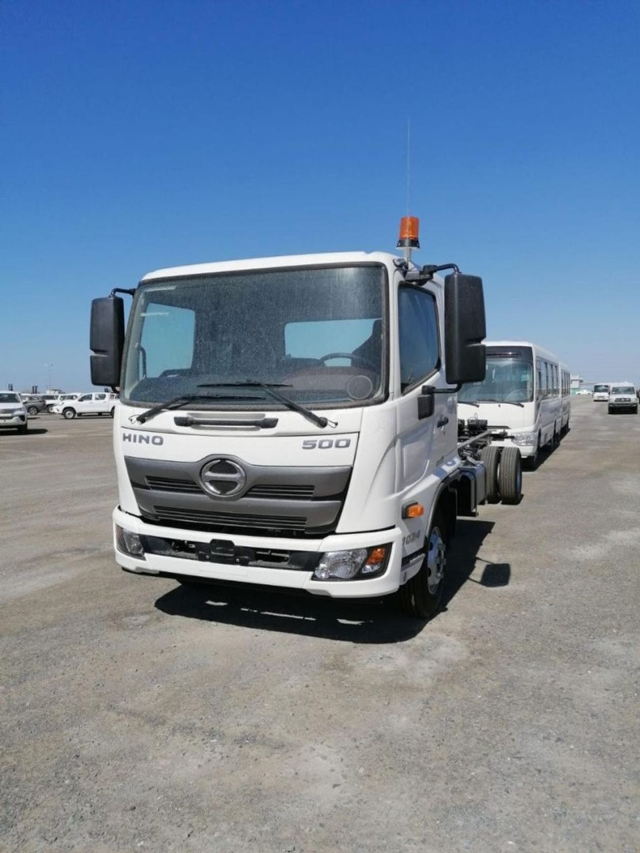 Hino 500 Hino 500- 1024 4x2