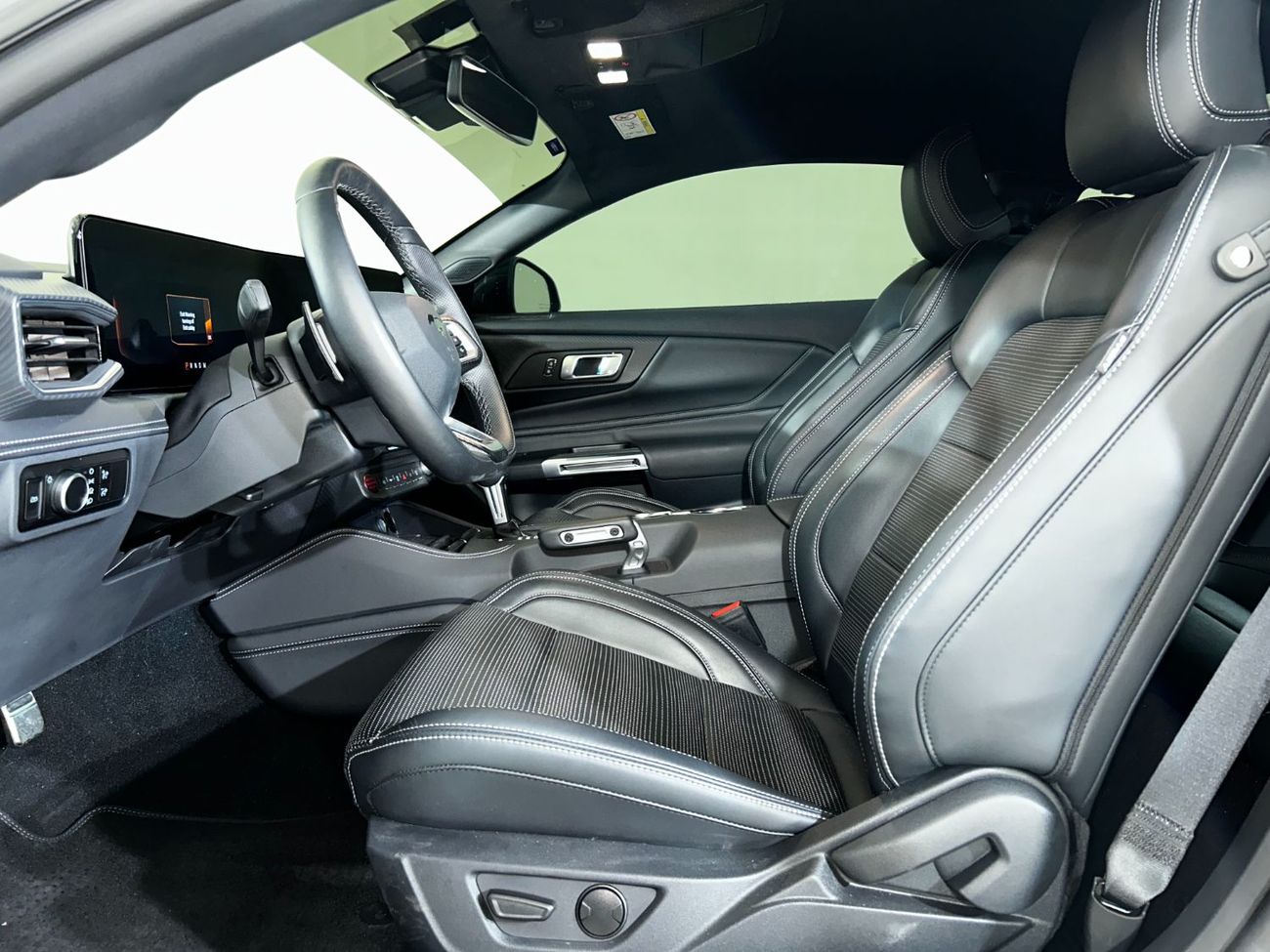 فورد موستانج GT Premium 5.0L (486 HP) Coupe A/T