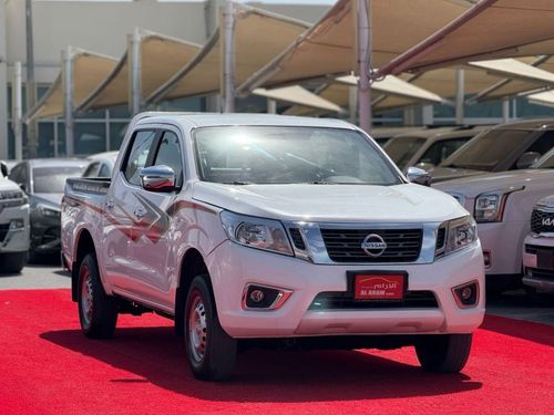 Nissan Navara 2016 | Automatic 4X4 | Ref#575