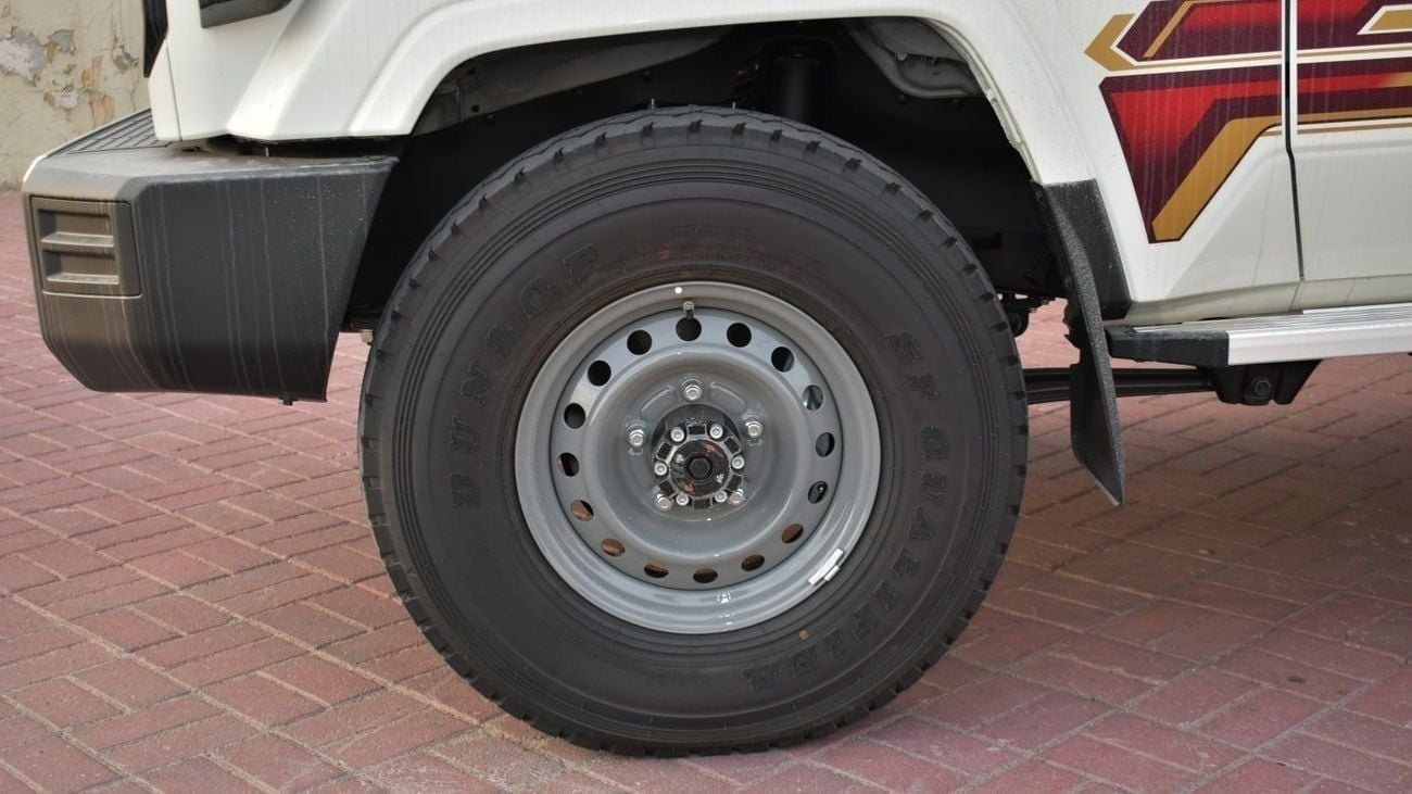 تويوتا لاند كروزر 70 LC76 Diesel V8 4.5L 5Doors