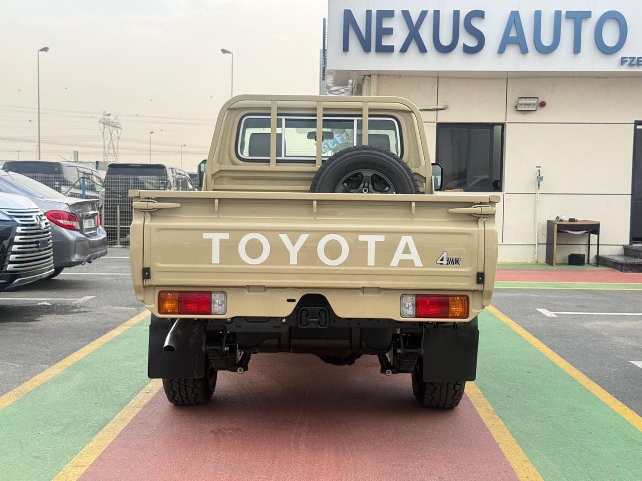 تويوتا لاند كروزر بيك آب LC79 4.2L V6 SINGLE CAB M/T