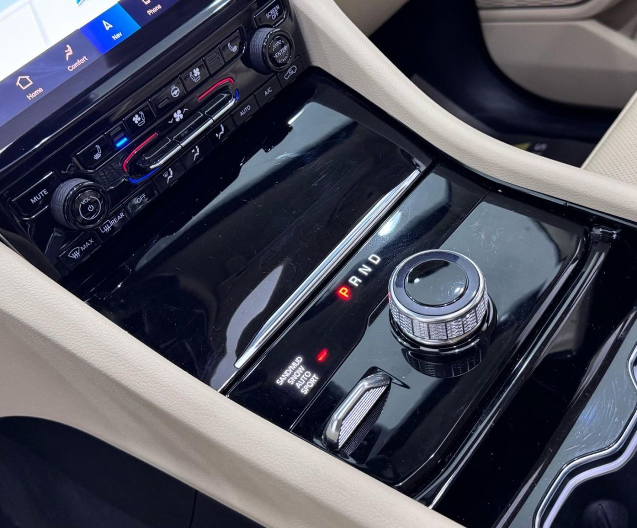 جيب جراند شيروكي L Limited 3.6L 2022 Jeep Grand Cherokee L Limited, 2027 Jeep Warranty, Jeep Service Pack, 7 Seater,