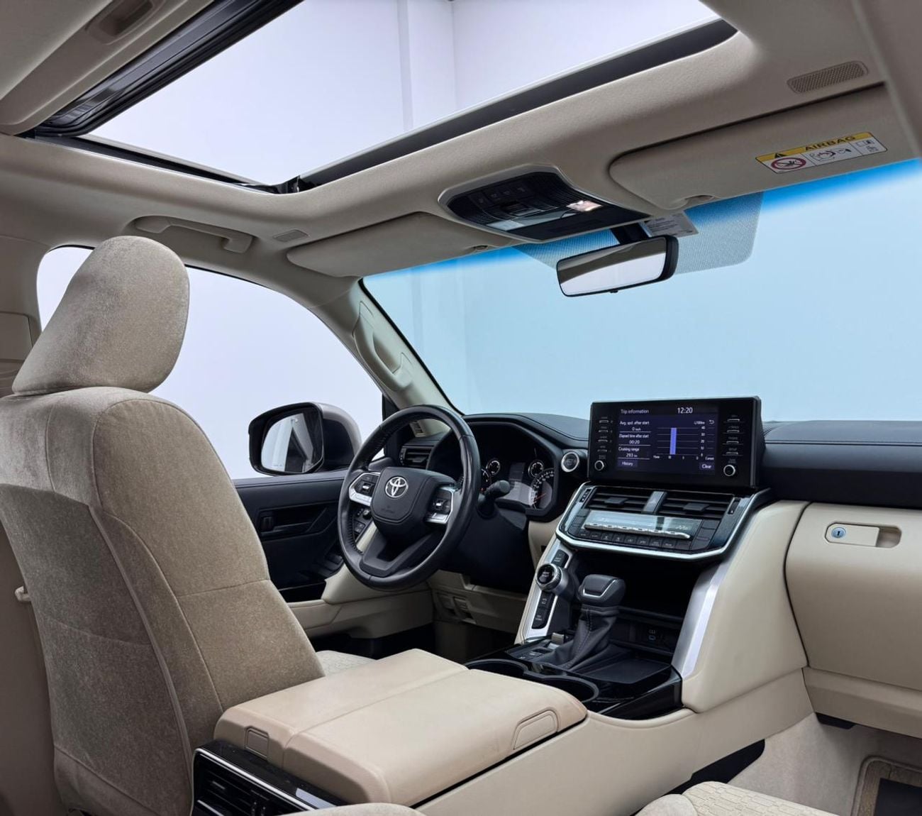 تويوتا لاند كروزر EXR 3.5L 2022 Toyota Land Cruiser EXR, Toyota Service History, 1 Year Warranty, 7 Seater, GCC