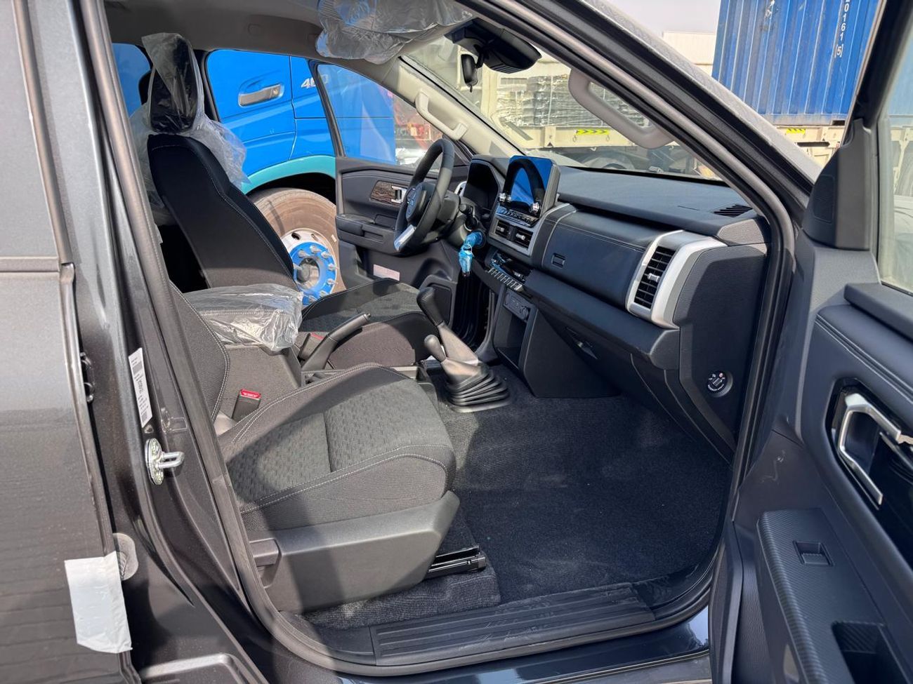 Mitsubishi L200 MITSUBISHI L200 Petrol Double Cabin 4WD 5MT 2.5L GLX -FULL OPTION_Grey