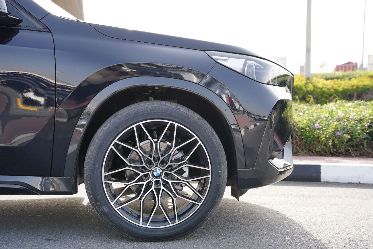 BMW X1 2024 BMW X1 SDRIVE20i Night Packeg Black 1.5L 0KM