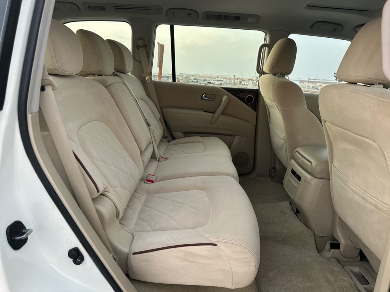 Nissan Patrol SE 4.0L MODEL 2017 GCC CAR PERFECT CONDITION INSIDE AND OUTSIDE FULL OPTION