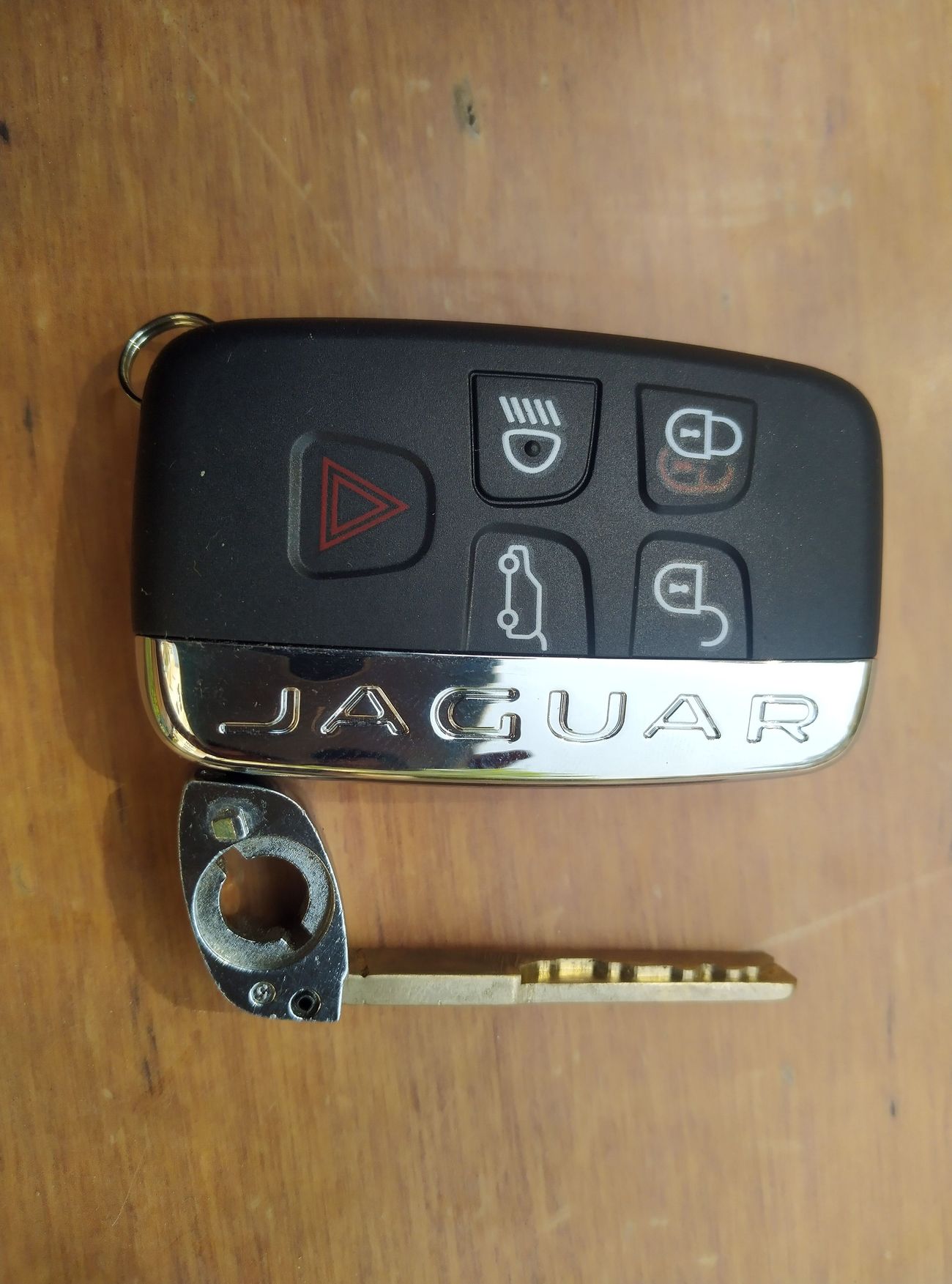 Jaguar XF 2.0L, I4 Turbocharged, Basic