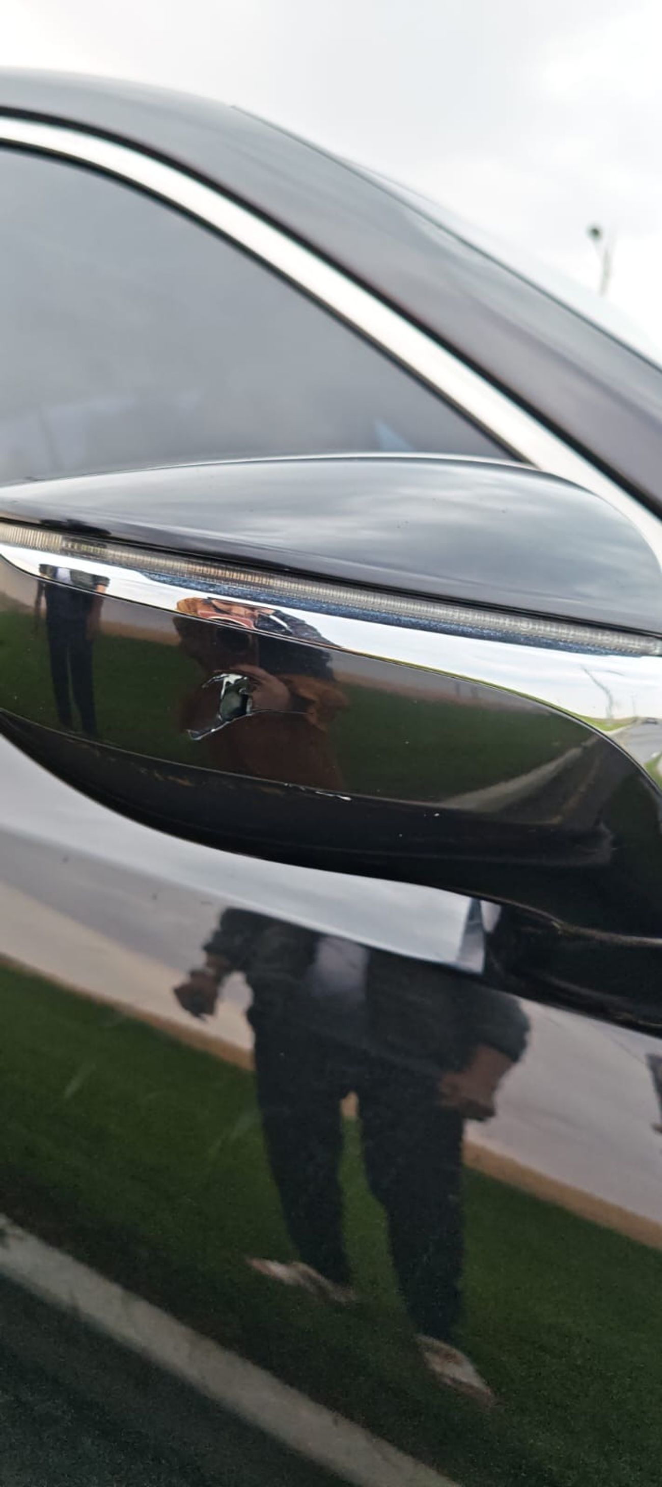 Lexus ES300h Hybrid 2.5L (204 HP)