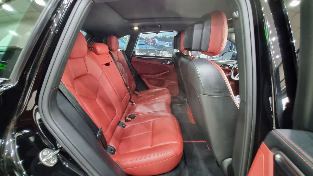 Porsche Macan PORSCHE MACAN GTS 2018 GCC ONLY 31K KM STILL UNDER PORSCHE WARRANTY