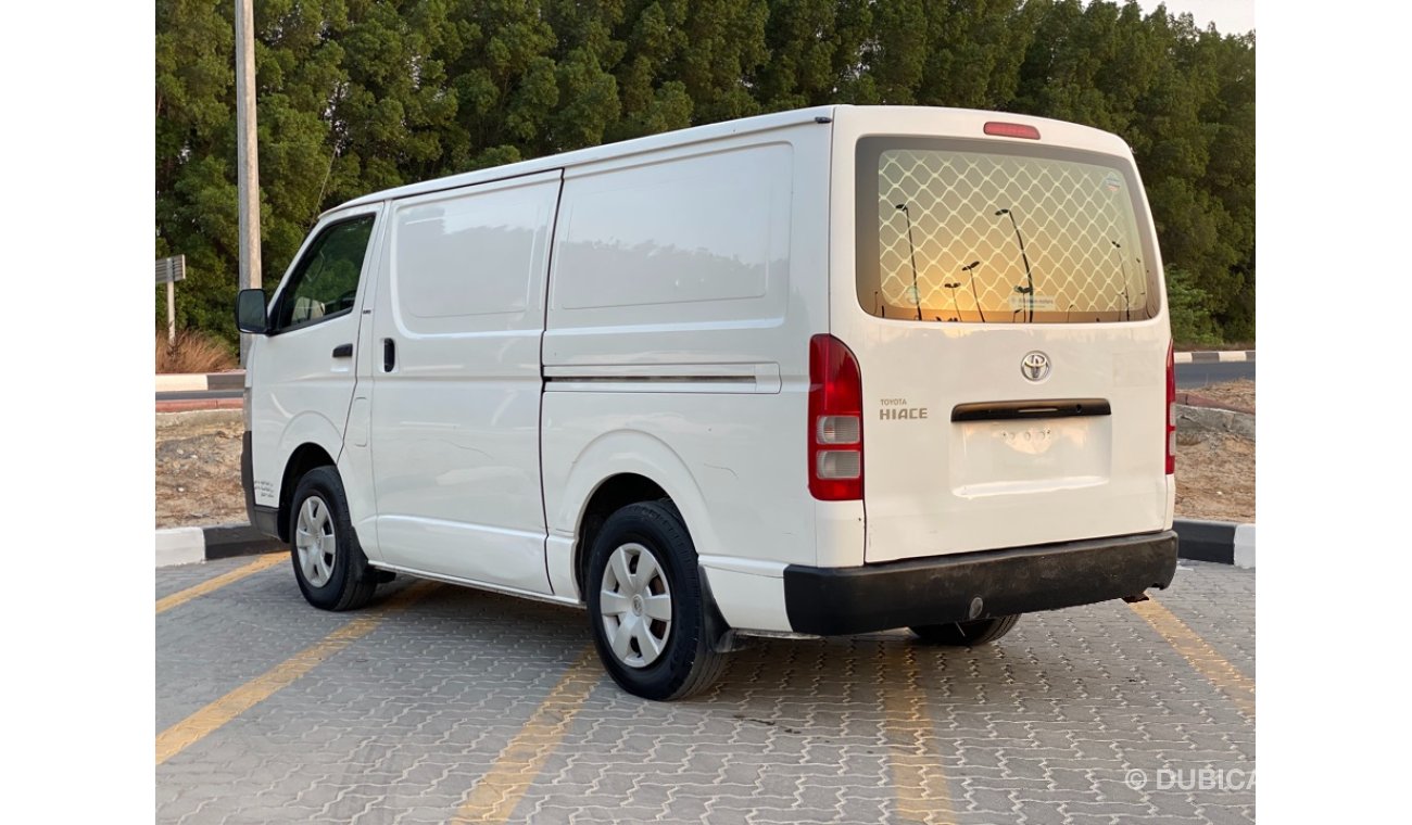 Toyota Hiace 2010 Ref#585