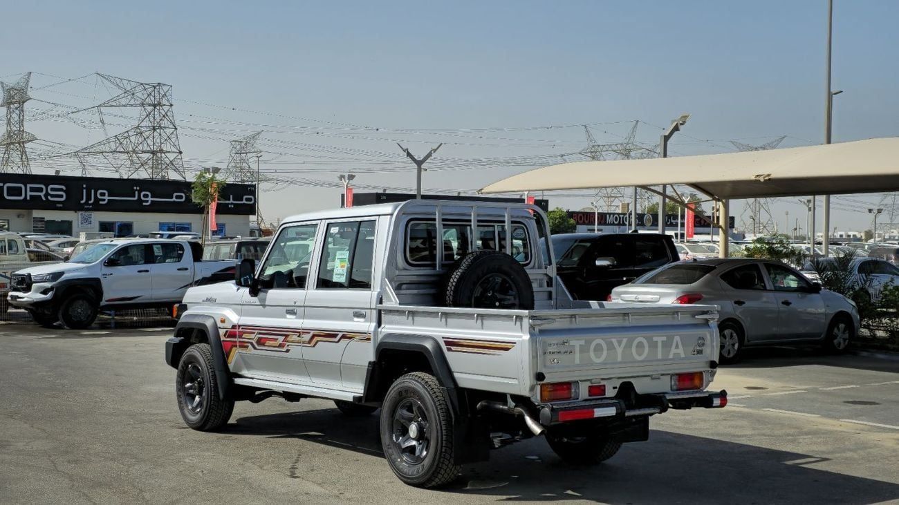 تويوتا لاند كروزر بيك آب TOYOTA LC 79 DOUBLE CABIN 4.0L AT 2025 SILVER