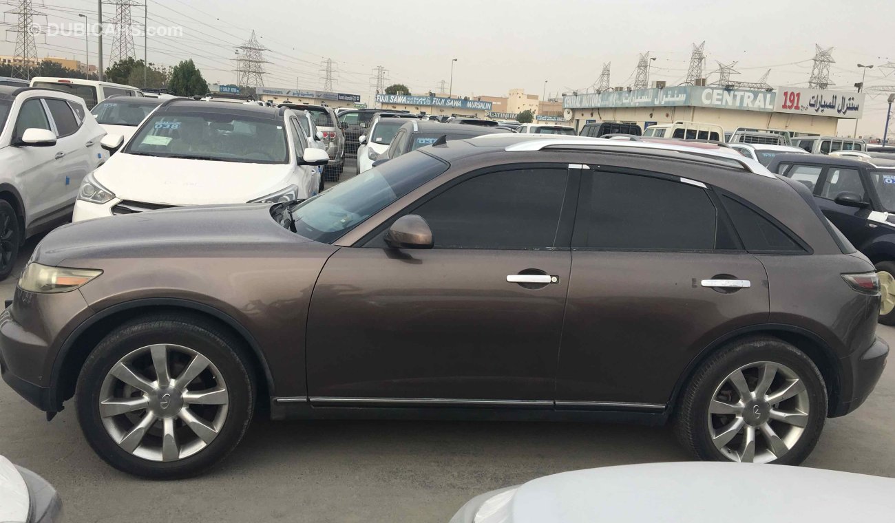 Infiniti FX35