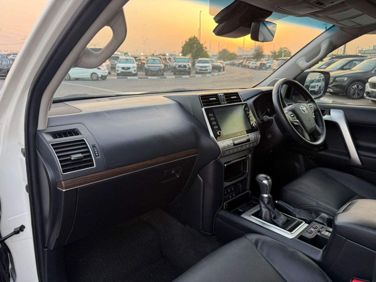 Toyota Prado GOOD CONDTION | 2800CC DIESEL | 4WD | RHD | 7 SEATER | AUTOMATIC SUV