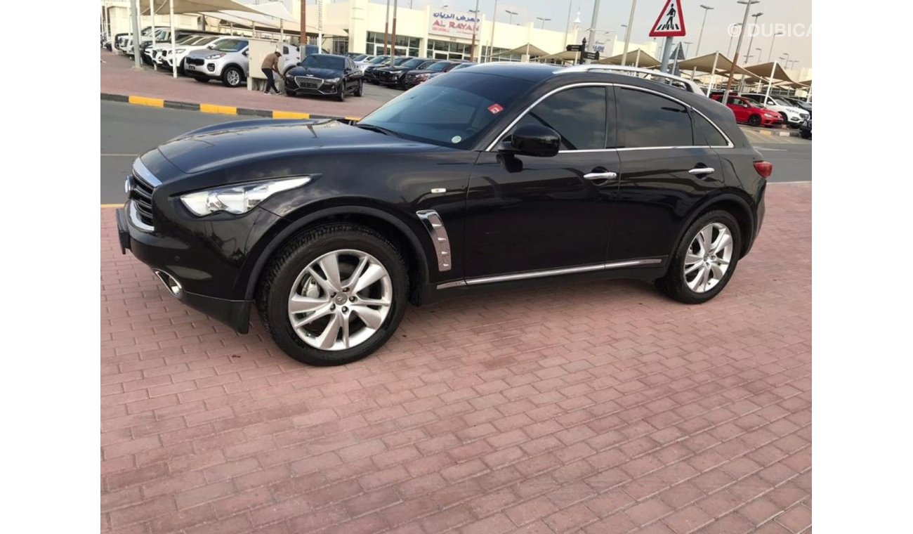 Infiniti FX37 Infiniti fx 37 2013 g cc full options no 1