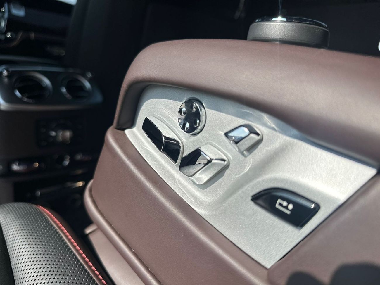 رولز رويس جوست Rolls Royce Ghost 2019 Korean Specs