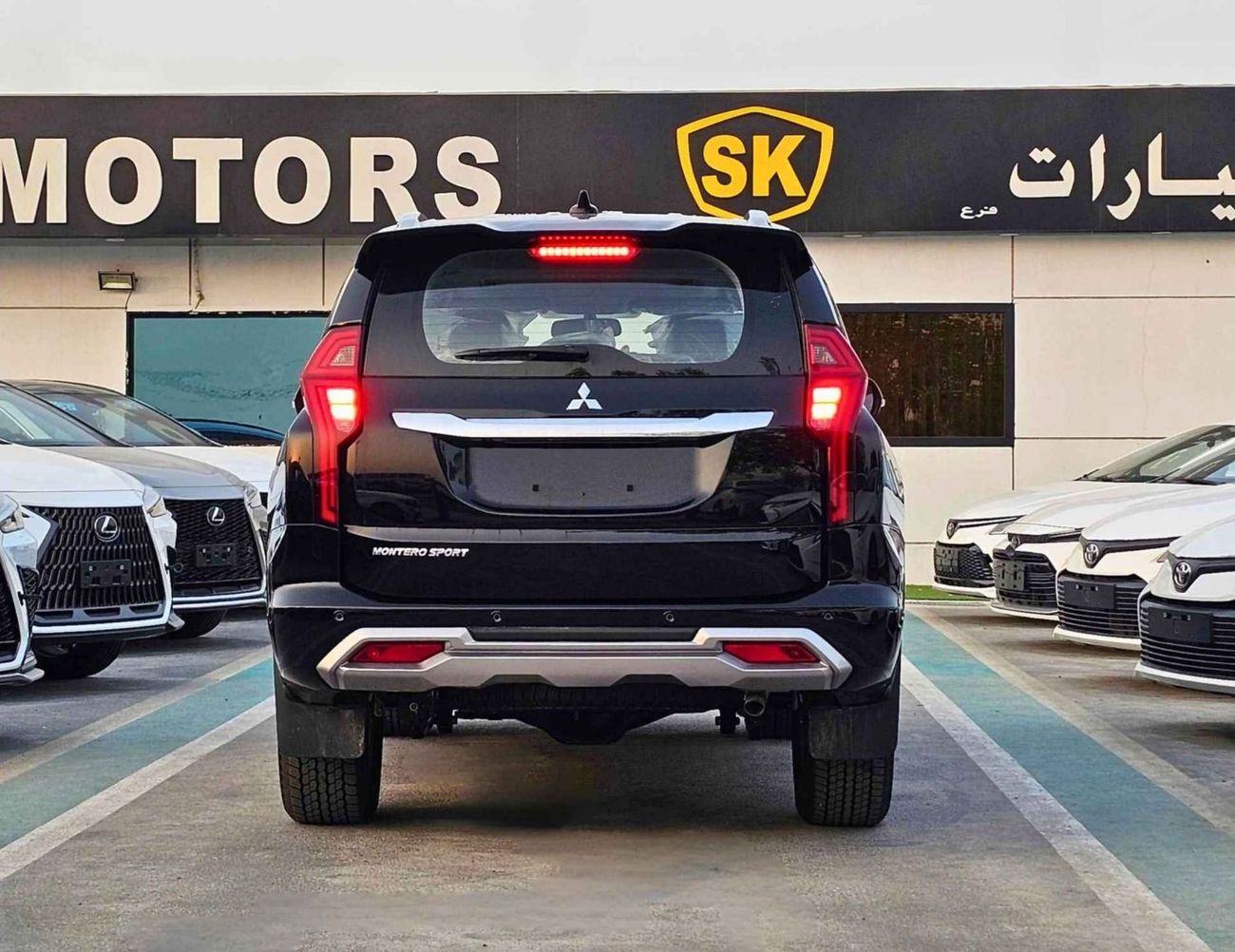 ميتسوبيشي مونتيرو سبورت 3.0L PETROL/SUNROOF , LEATHER , ELECTRIC SEATS / FULL OPTION (CODE # MP59)