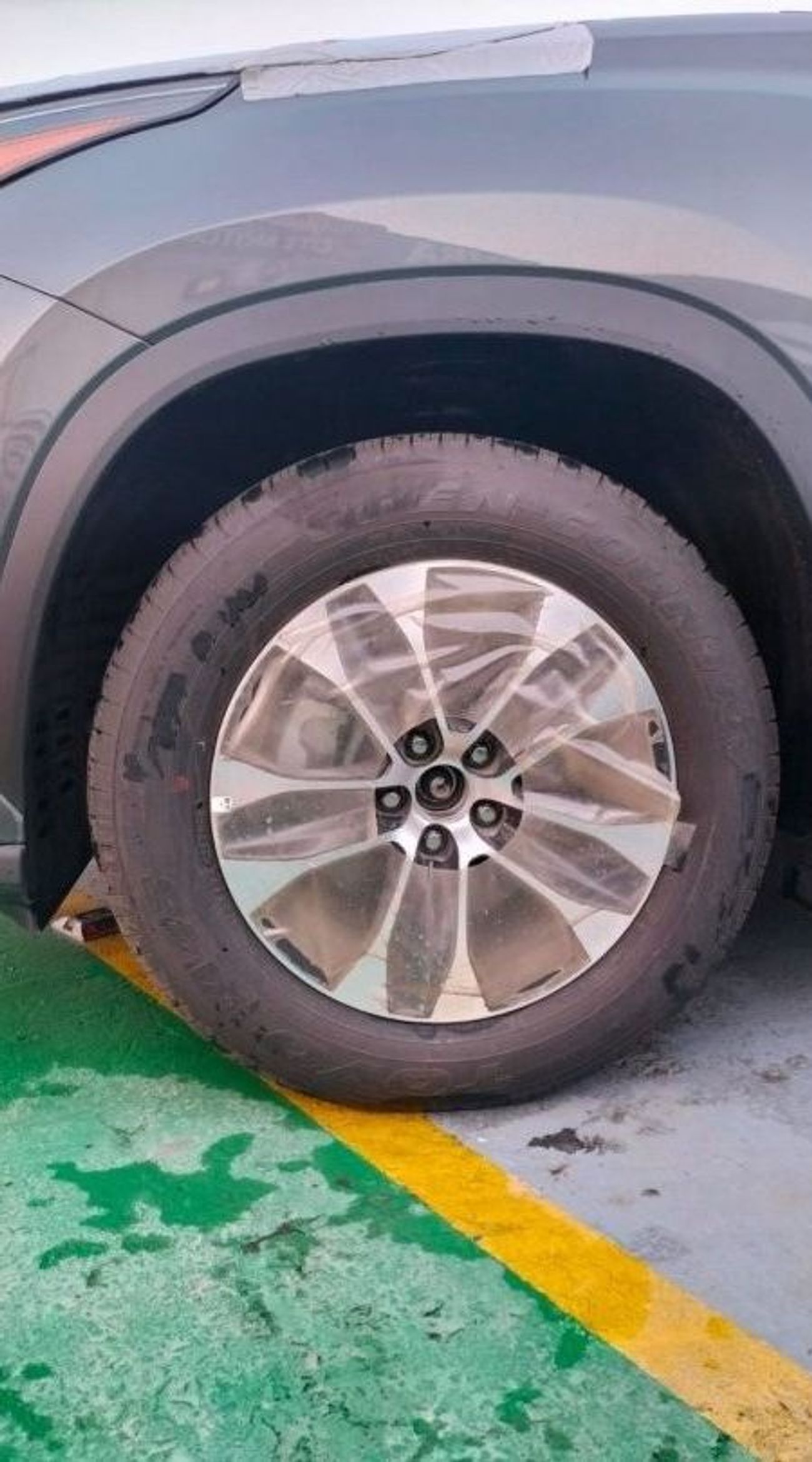 تويوتا هايلاندر Toyota Highlander 2.5 Hybrid GLE