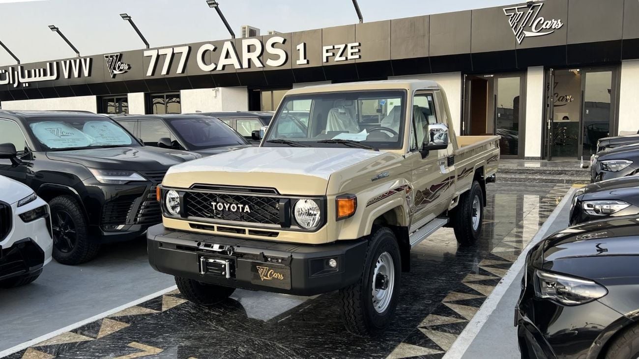 تويوتا لاند كروزر بيك آب SC 4.0L