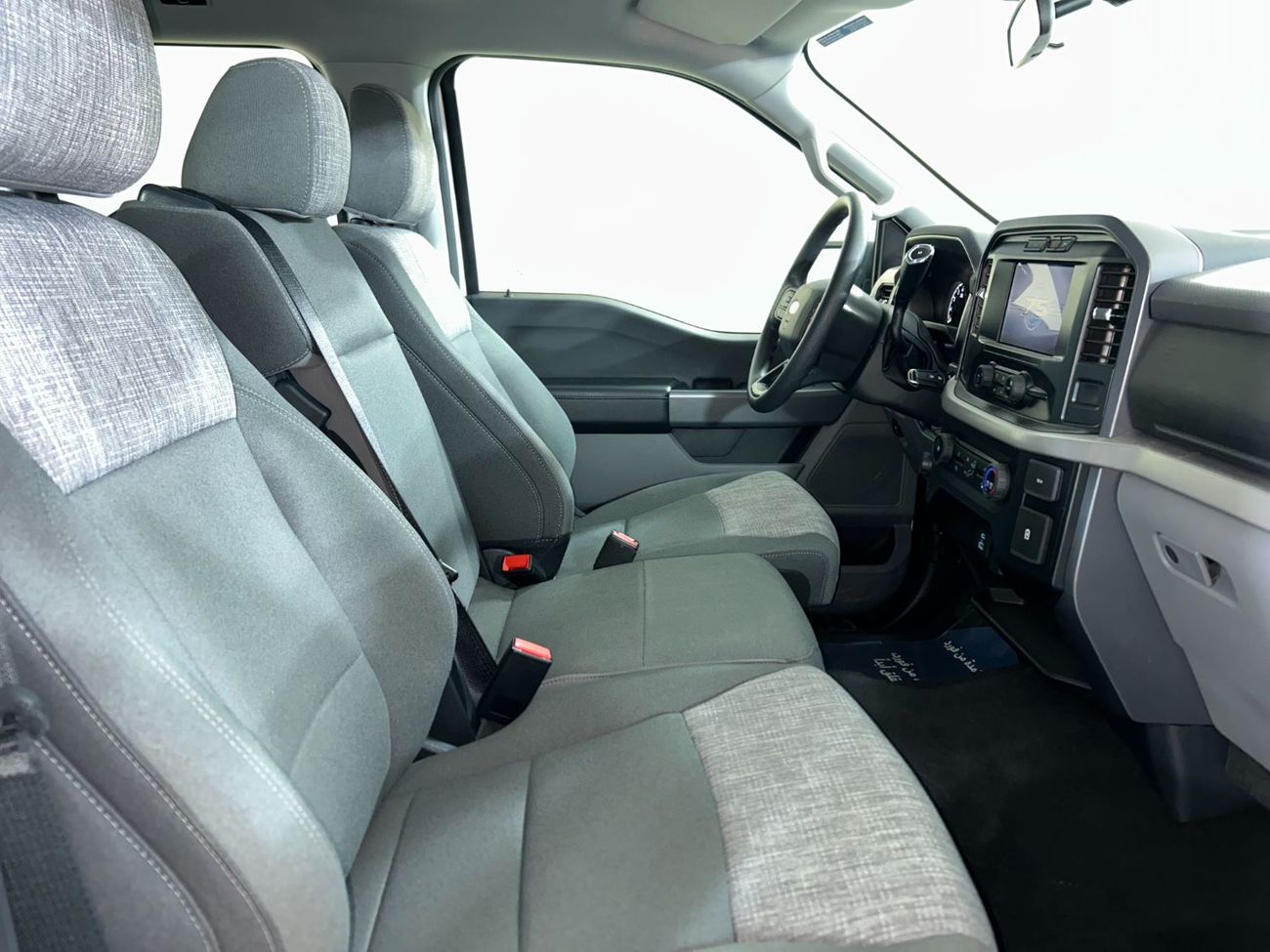 Ford F 150 XLT 5.0L Crew Cab Utility 1323W F150 XLT CREW 145'' 5.0L V8 AT CLOTH W/O STRT-STOP OPT