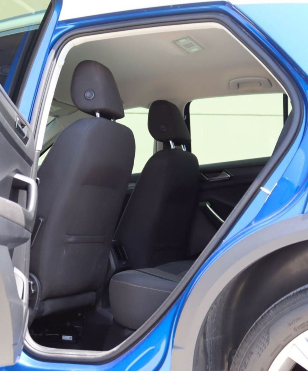 Volkswagen T ROC Life 1.4L Volkswagen T-Roc 2021 GCC, without accidents, in excellent condition 837 PM