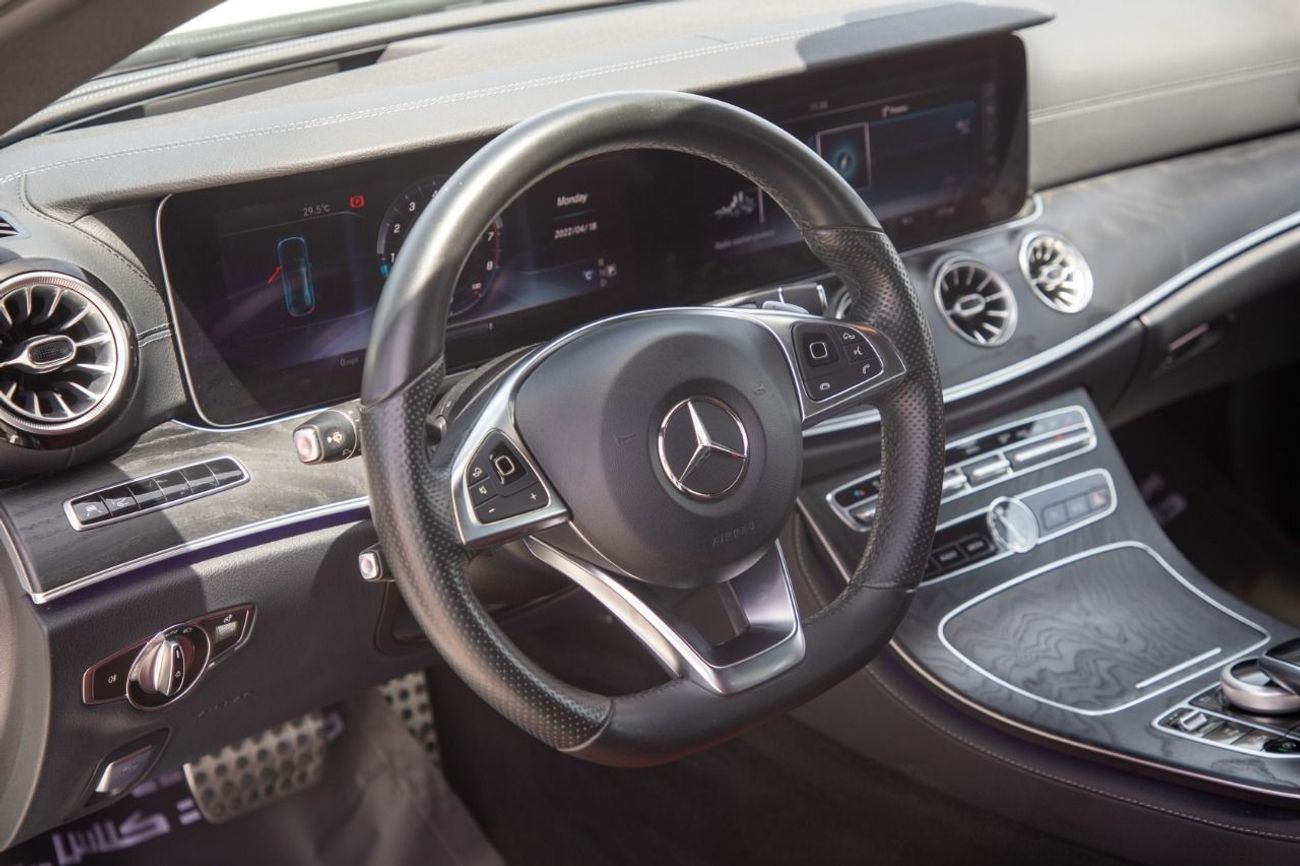 Mercedes-Benz E300 AMG