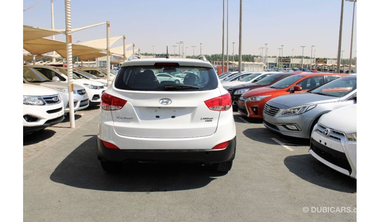 Hyundai Tucson ACCIDENTS FREE - ORIGINAL COLOR - CAR IS IN PERFECT CONDITION INSIDE OUT