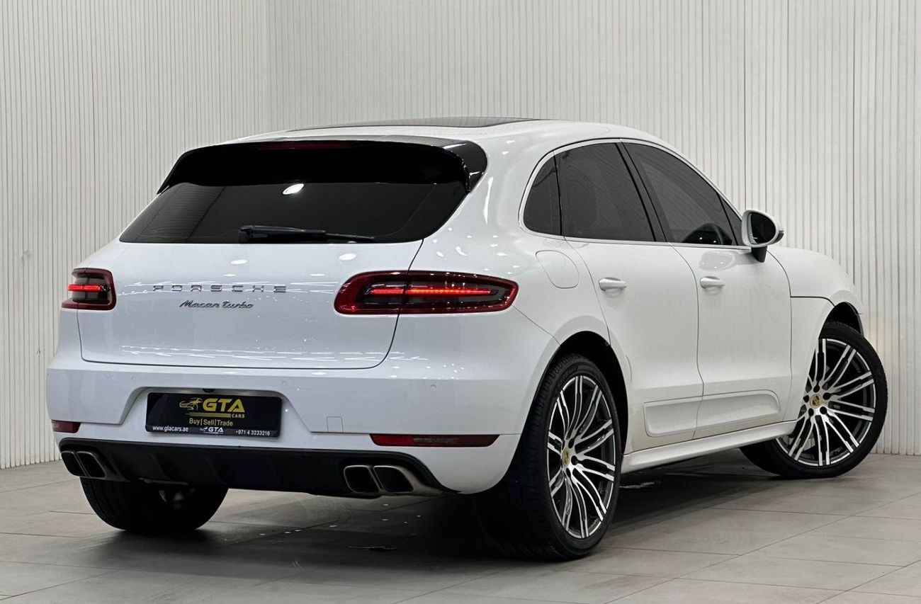 Porsche Macan 2015 Porsche Macan Turbo, Full Service History, Carbon Fiber Package, Excellent Condition, GCC