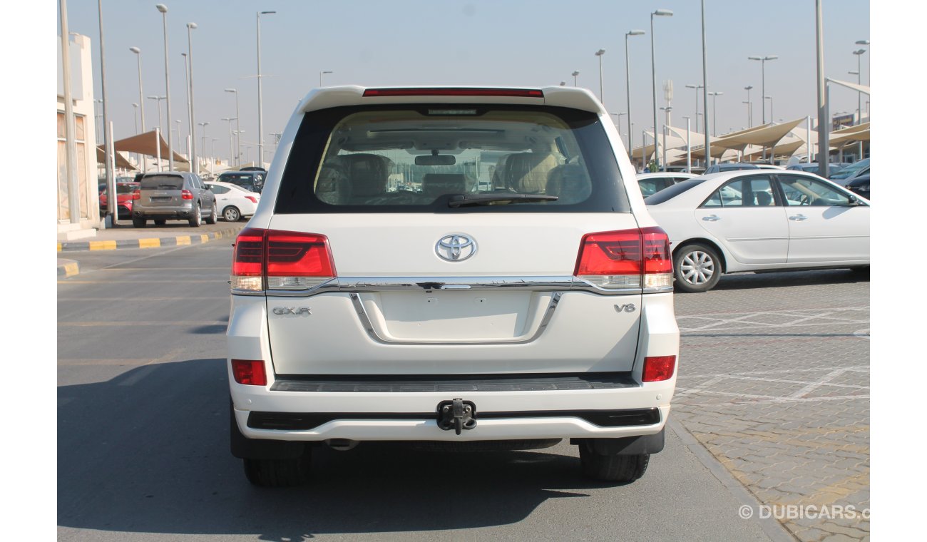 Toyota Land Cruiser Toyota Land Cruiser GCC 2018 in excellent condition