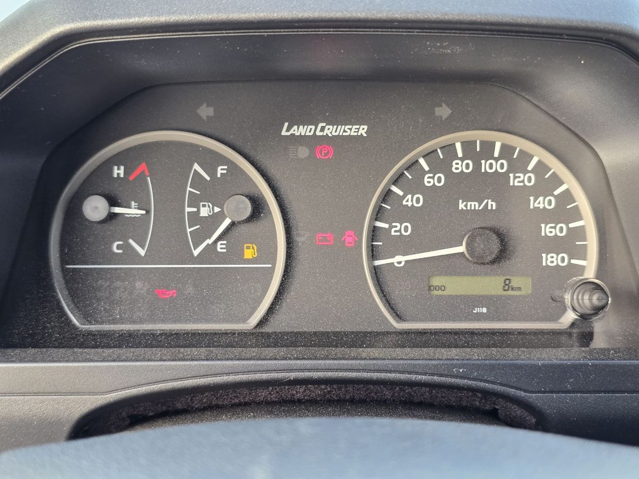 Toyota Land Cruiser 70 2025 Toyota Land Cruiser 4.2L V6 Diesel MT 10 seater