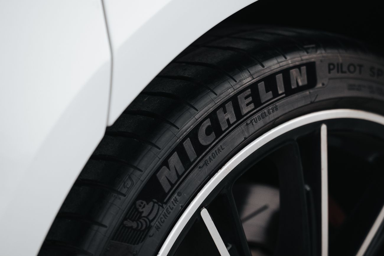 Porsche Panamera Turbo 4.0L AWD