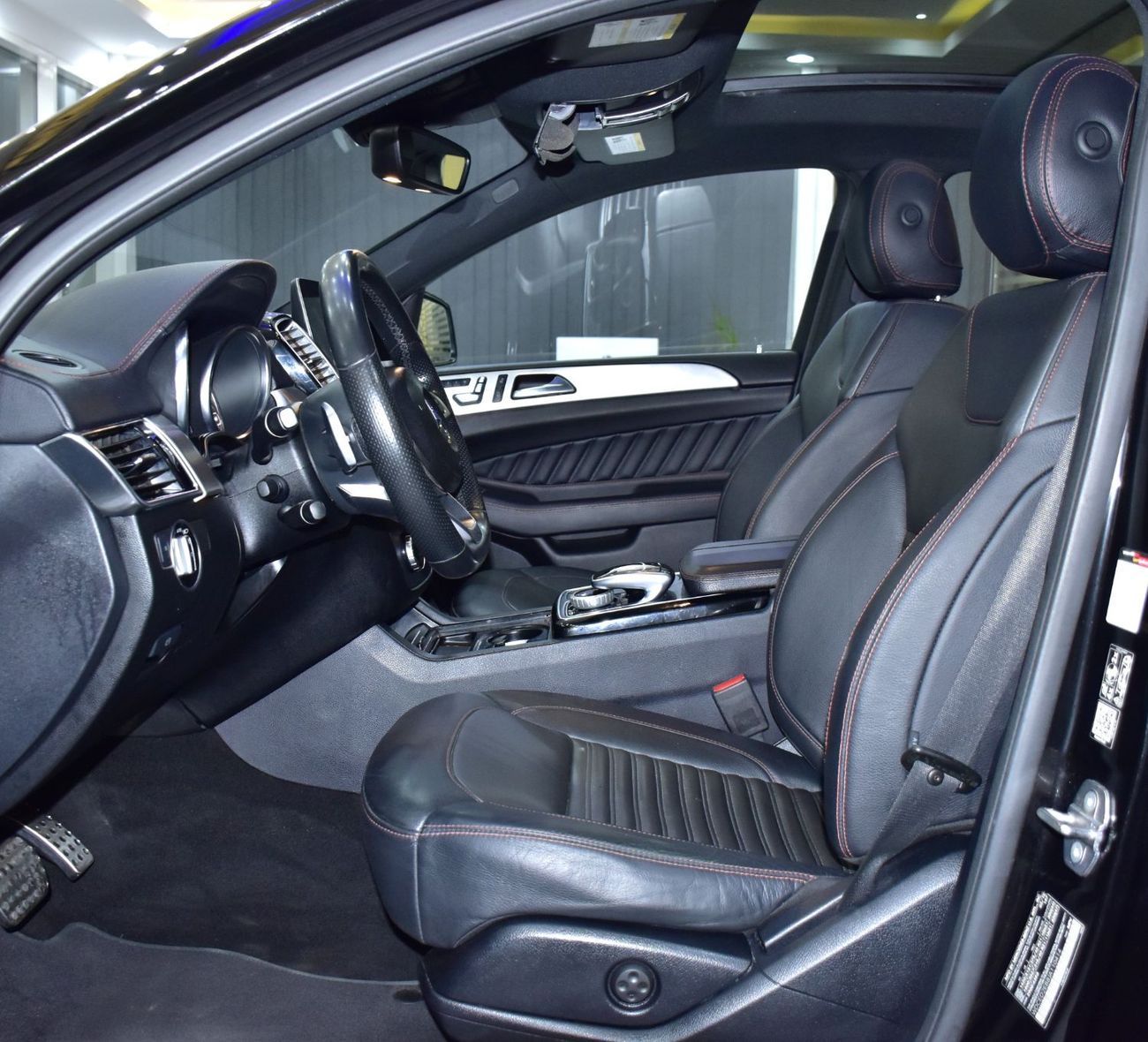 Mercedes-Benz GLE 350d EXCELLENT DEAL for our Mercedes Benz GLE 350d ( 2018 Model ) in Black Color European Specs