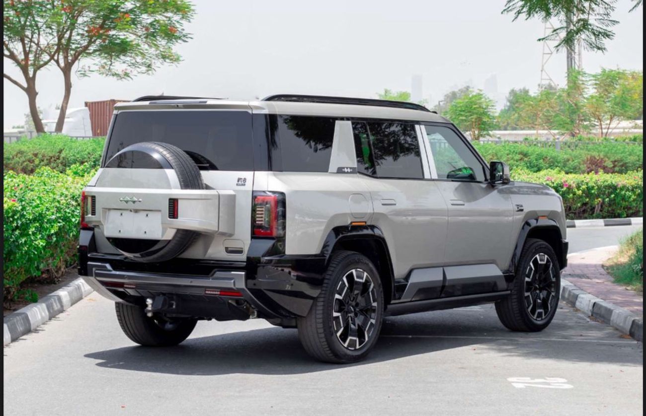 بي واي دي ليوبارد 8 Smart and Brave Flagship Edition (6 Seats)