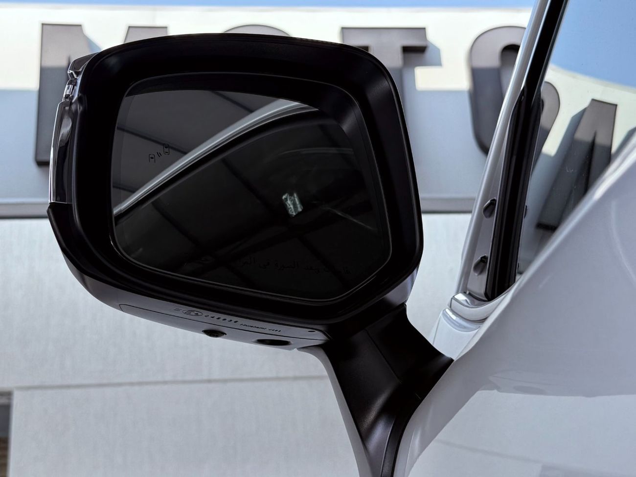 Toyota Land Cruiser 2026 TOYOTA LAND CRUISER 300 VXR 3.5 HYBRID HEV **EXPORT ONLY**التصدير فقط خارج الخليج***