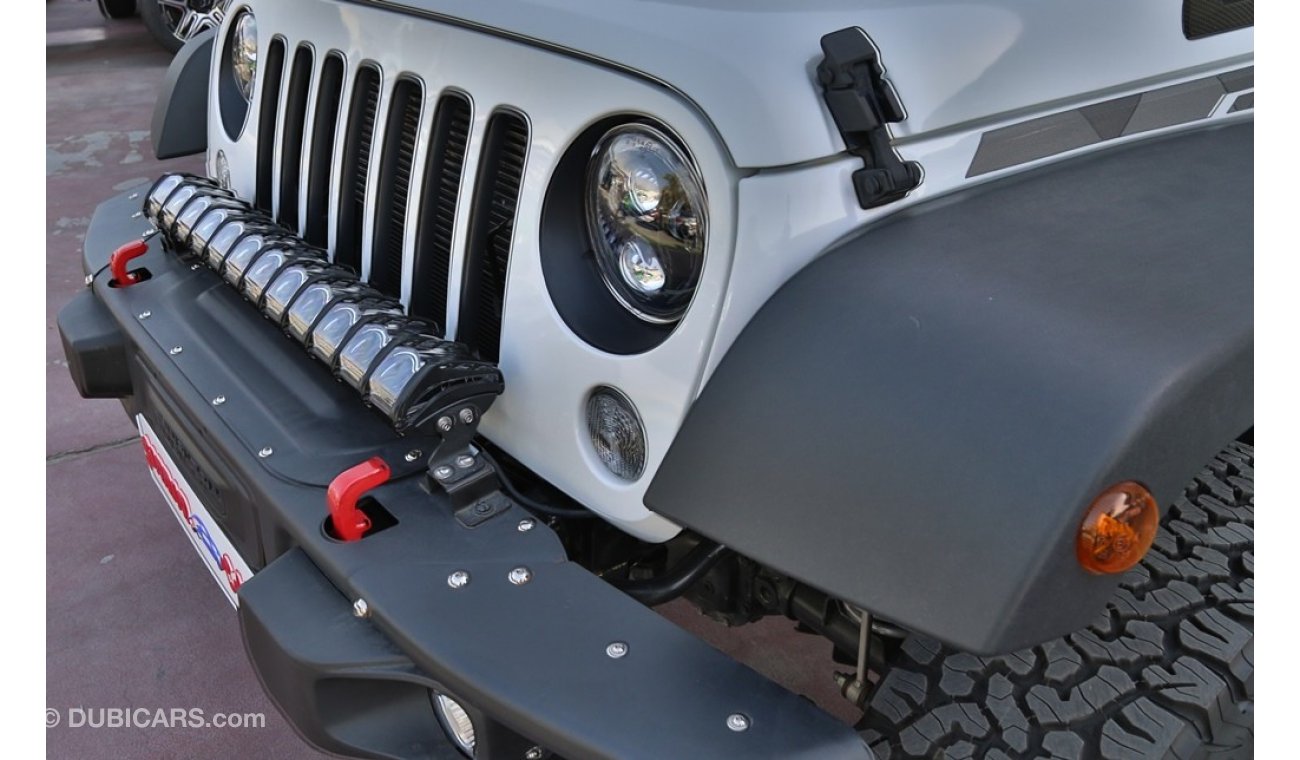 Jeep Wrangler Night Eagle (Gcc Specs | 5-Year Warranty & Service)