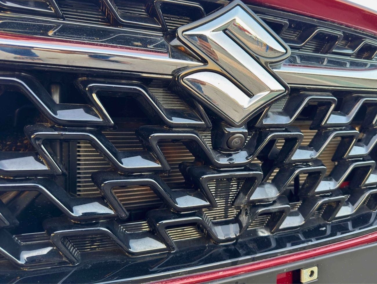 Suzuki Fronx GLX/DUAL TONE / 1.5L V4 HYBRID / DVD WITH 360* CAMERAS / AUTO A/C (CODE # FRHGLX)