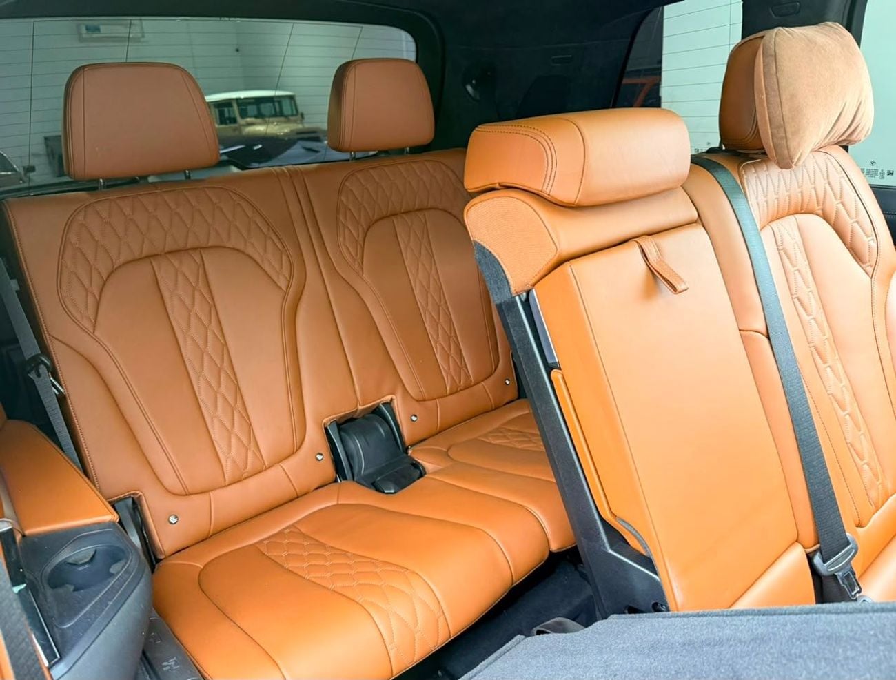 بي أم دبليو X7 2022 BMW X7 xDrive40i M-Sport, 2027 BMW Warranty + Service Pack, Low Km, 7 Seater, GCC